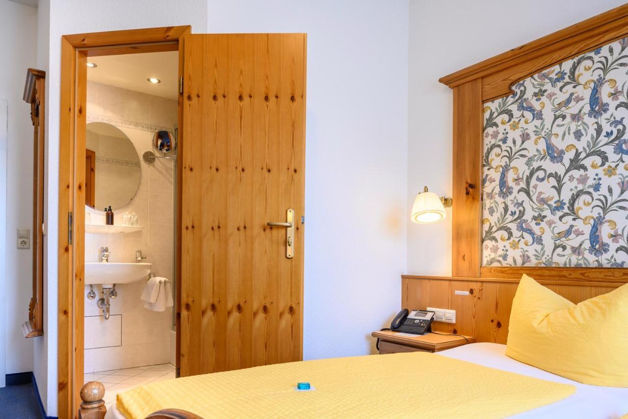 Hotel Goldener Hirsch Friedrichshafen Extérieur photo