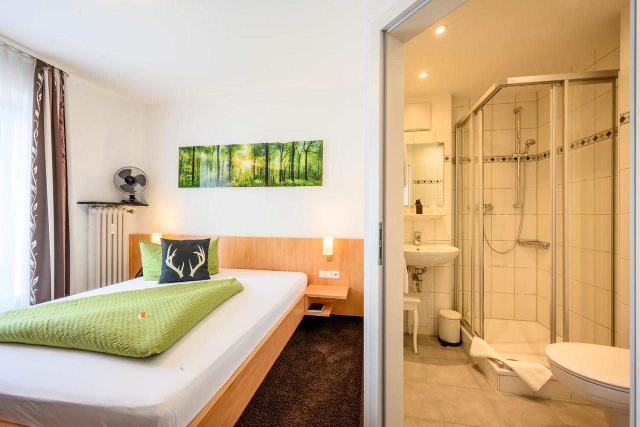 Hotel Goldener Hirsch Friedrichshafen Extérieur photo